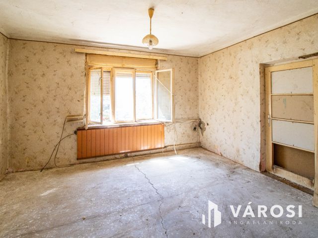 Felújítandó 2 szobás ház Szabadkígyóson