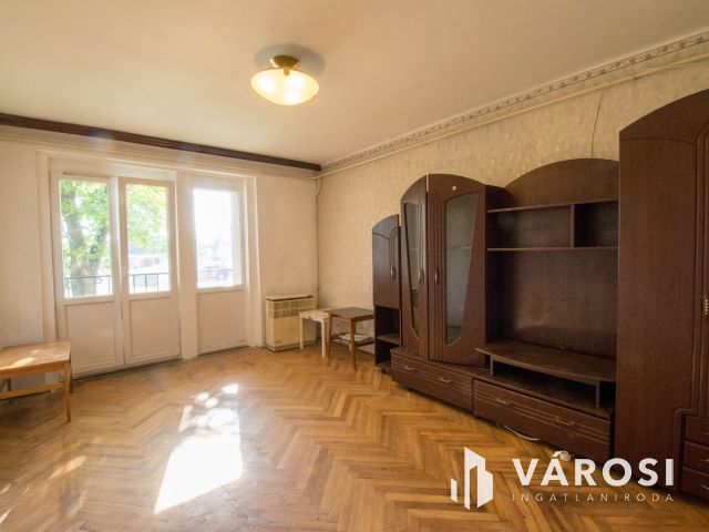 Jó helyen, jó alap – panel lakás Kalocsán!
