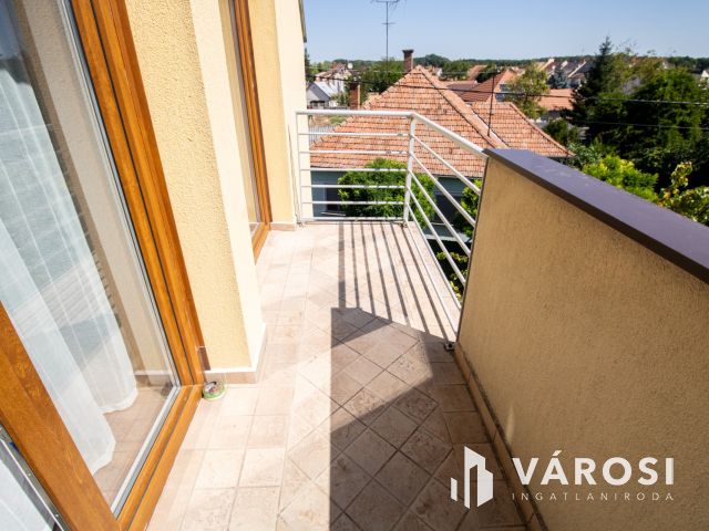 Modern. Fiatalos. Teljesen berendezett